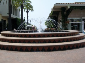 Fashion Island Fountains